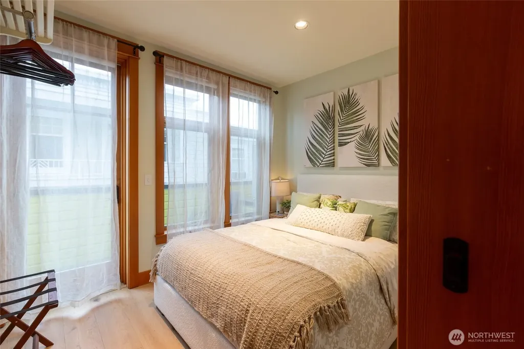 232 A Street Friday Harbor WA 98250