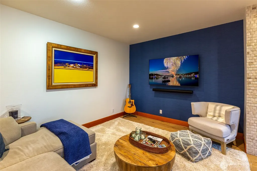 232 A Street Friday Harbor WA 98250