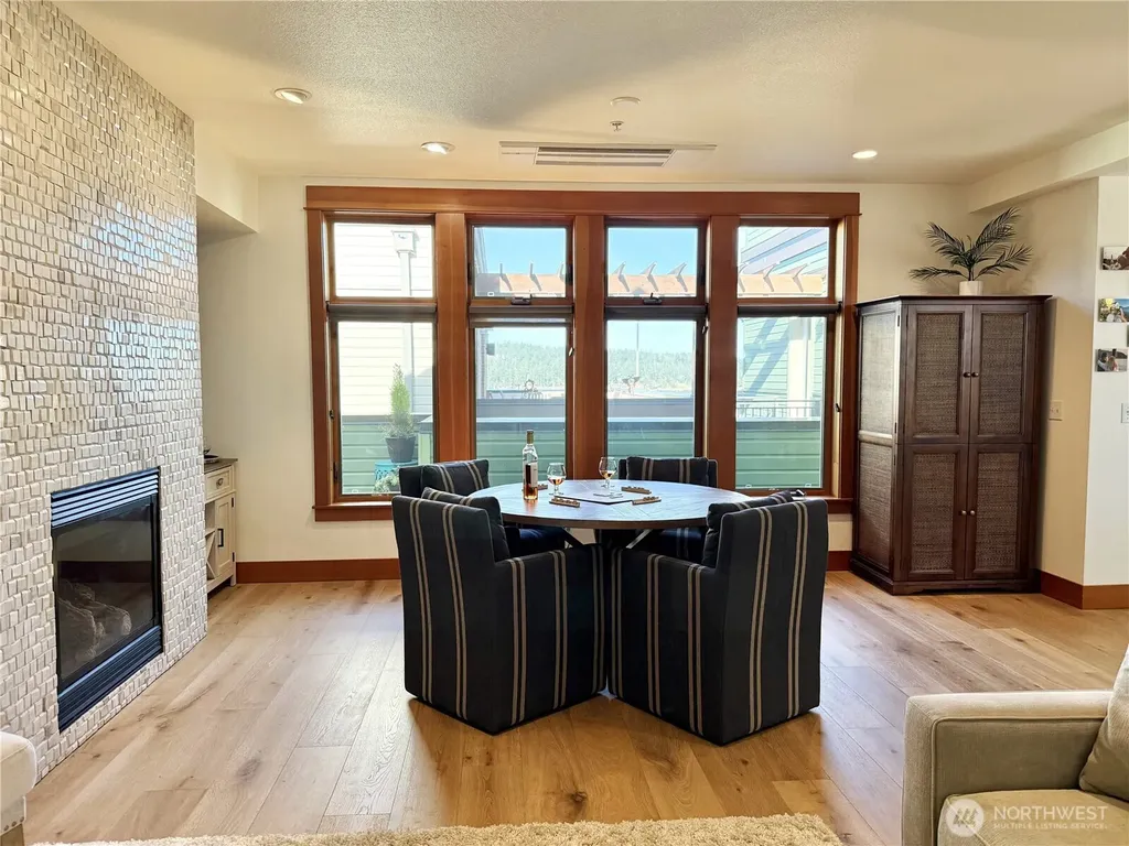 232 A Street Friday Harbor WA 98250