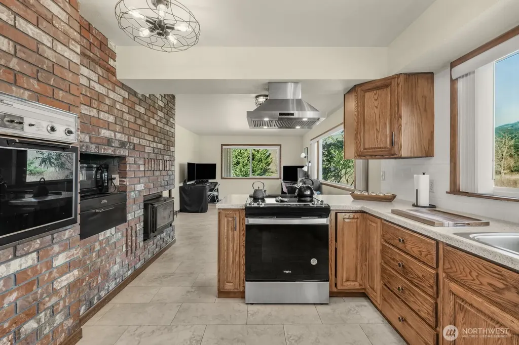 3999 Deming Road Everson WA 98247