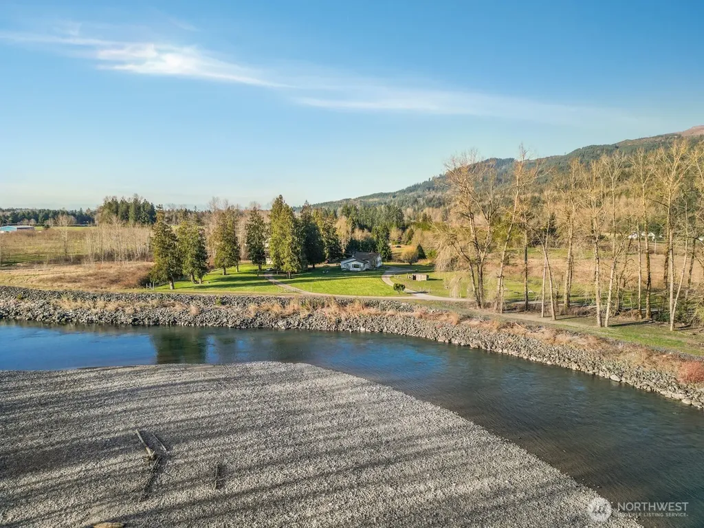 3999 Deming Road Everson WA 98247