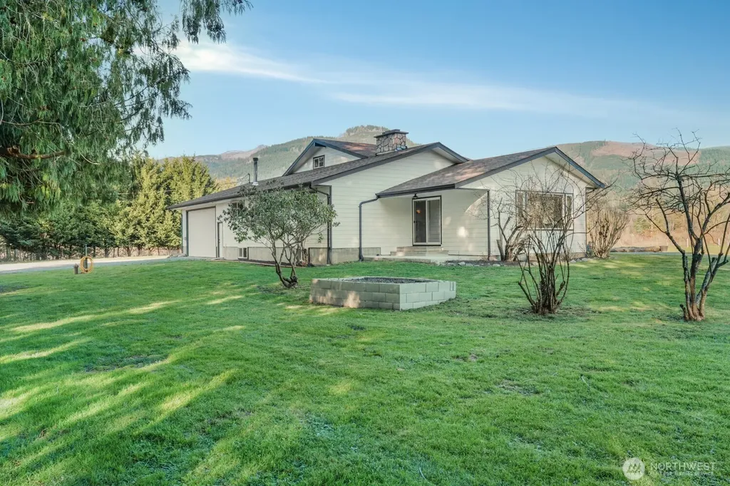3999 Deming Road Everson WA 98247