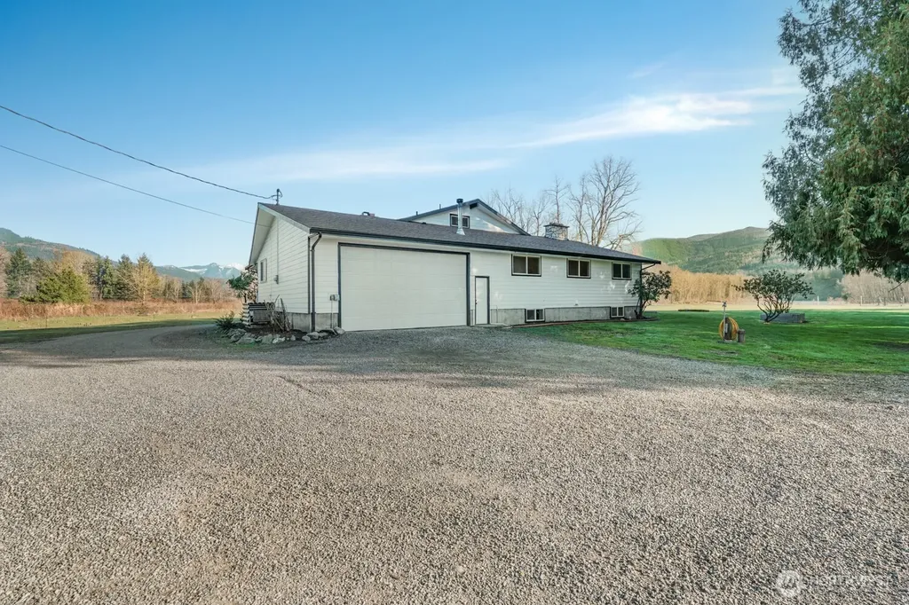 3999 Deming Road Everson WA 98247