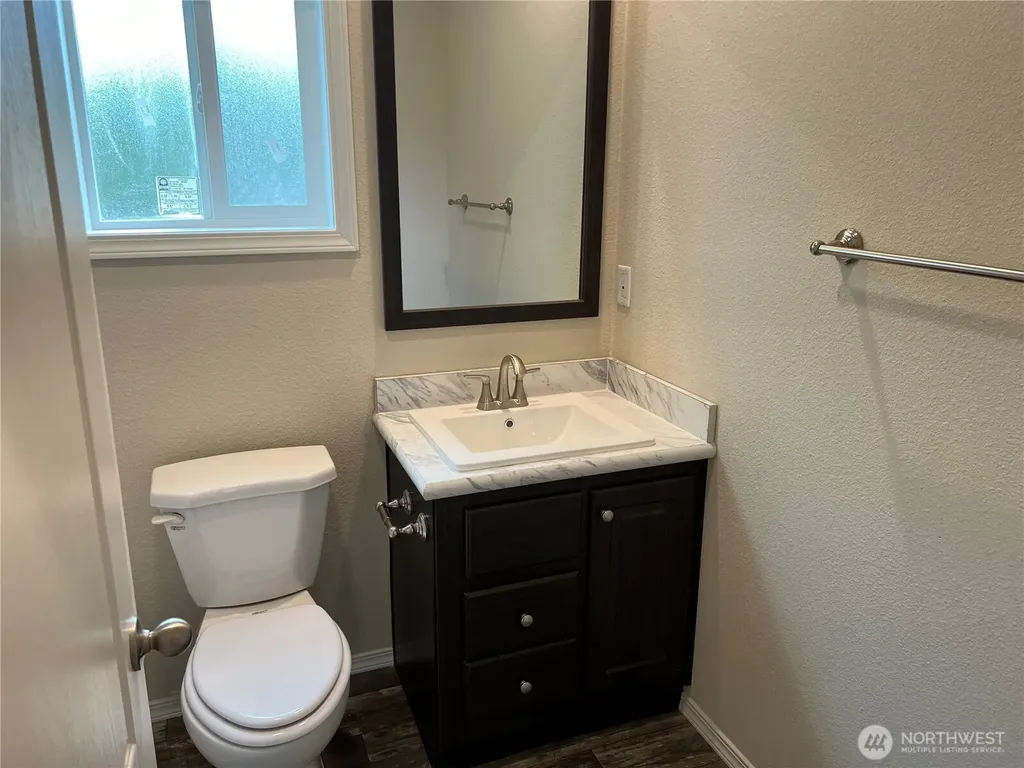 3371 SE Bielmeier Road Port Orchard WA 98367