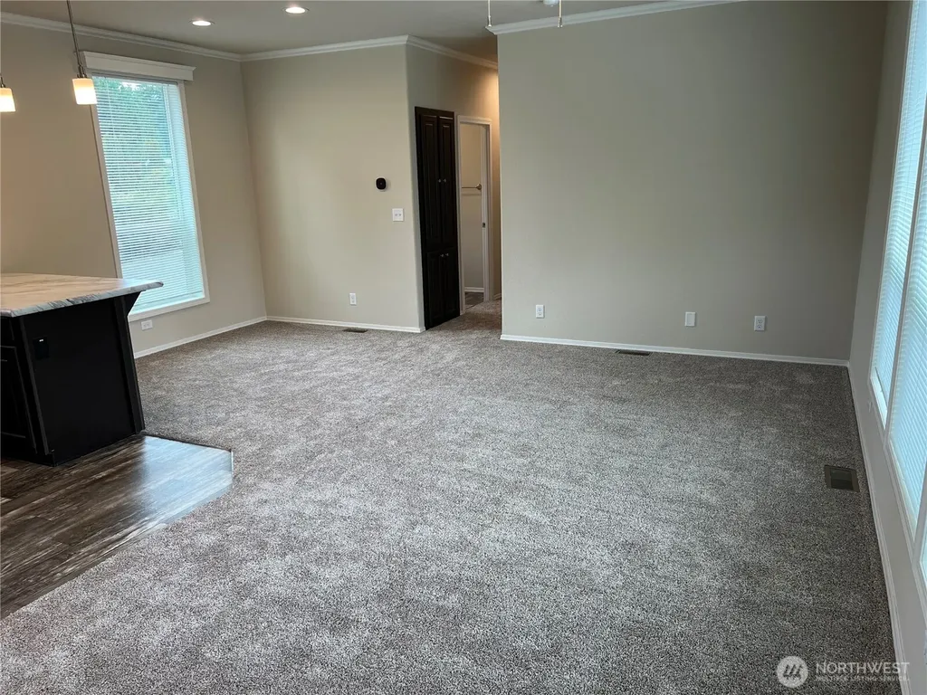 3371 SE Bielmeier Road Port Orchard WA 98367