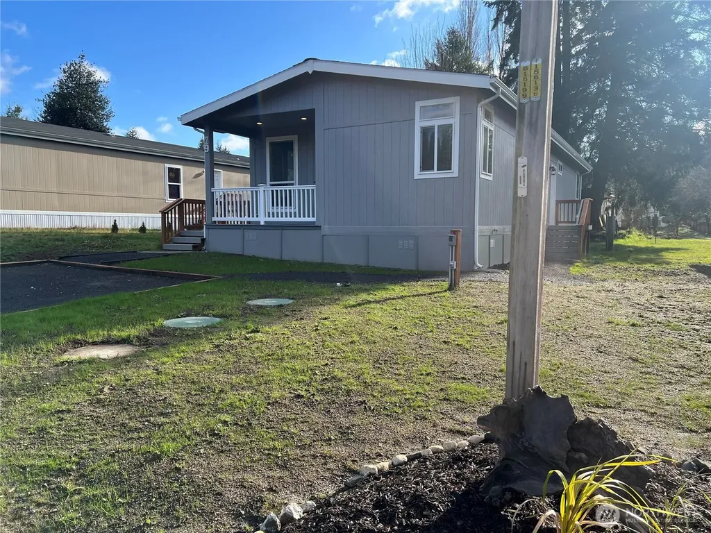 3371 SE Bielmeier Road Port Orchard WA 98367