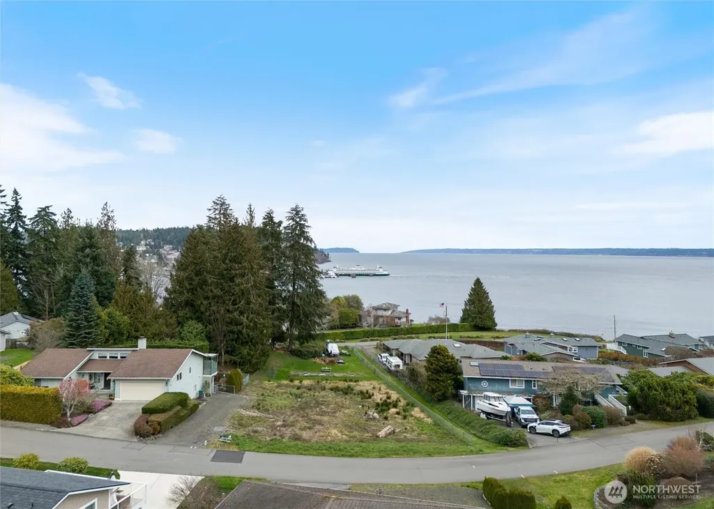24700 Taree Boulevard NE Kingston WA 98346