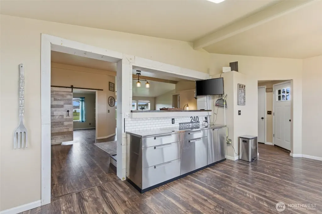 240 Rakoz Road Toledo WA 98591