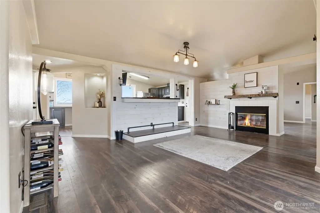 240 Rakoz Road Toledo WA 98591