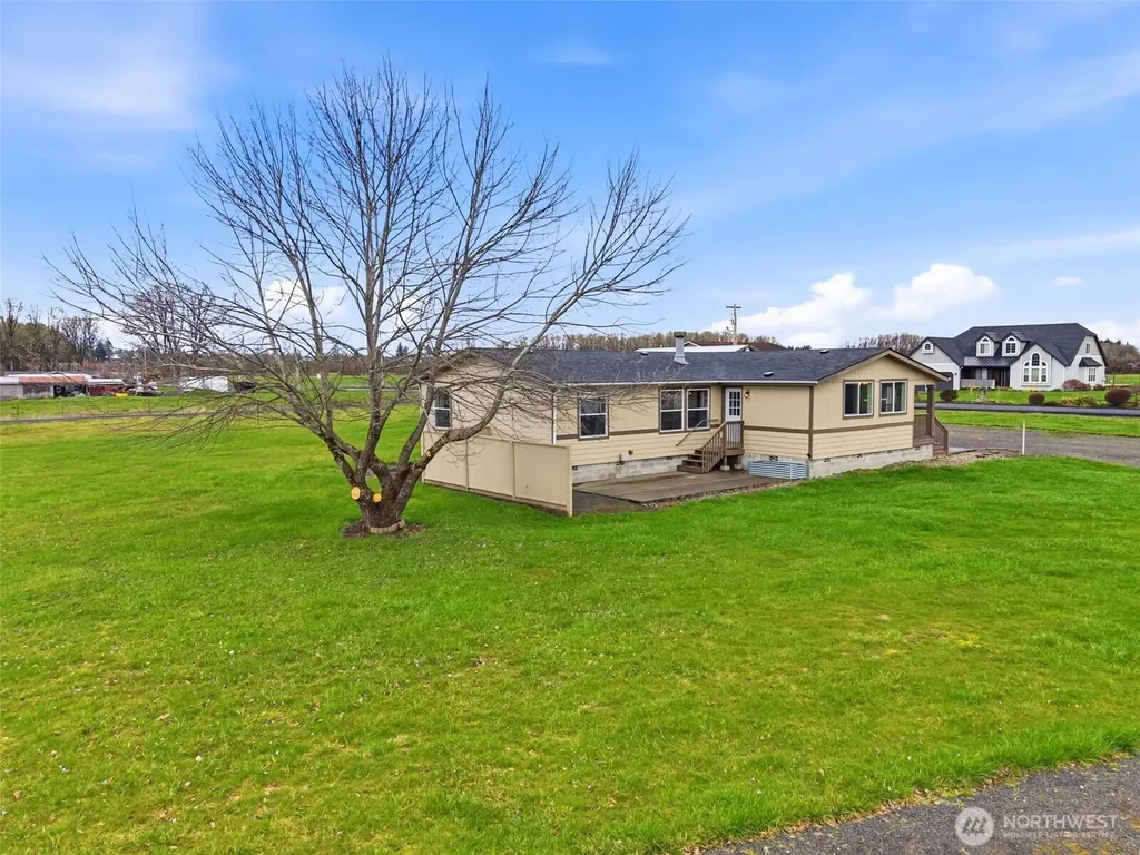 240 Rakoz Road Toledo WA 98591