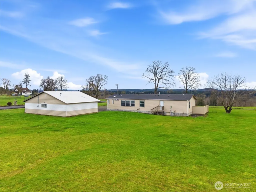240 Rakoz Road Toledo WA 98591