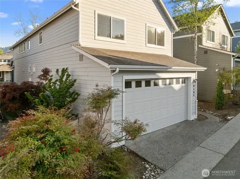 2127 NW Far Country Lane Issaquah WA 98027