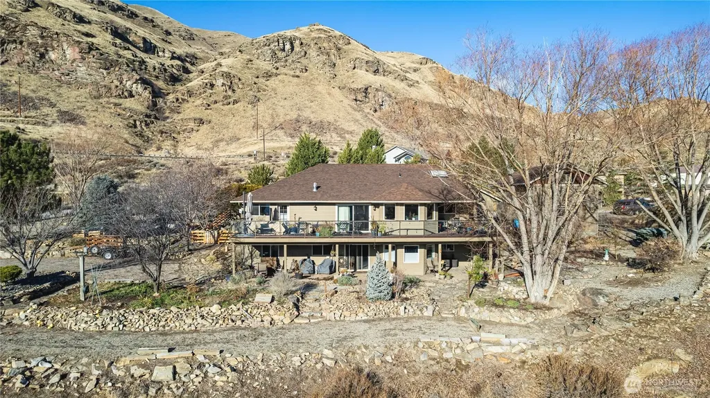 7491 Pot O Gold Lane Wenatchee WA 98801