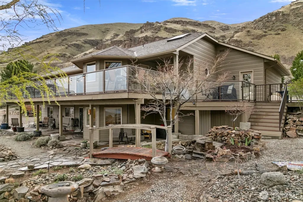7491 Pot O Gold Lane Wenatchee WA 98801