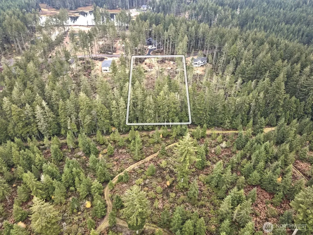 701 W Clear Lake Drive Shelton WA 98584