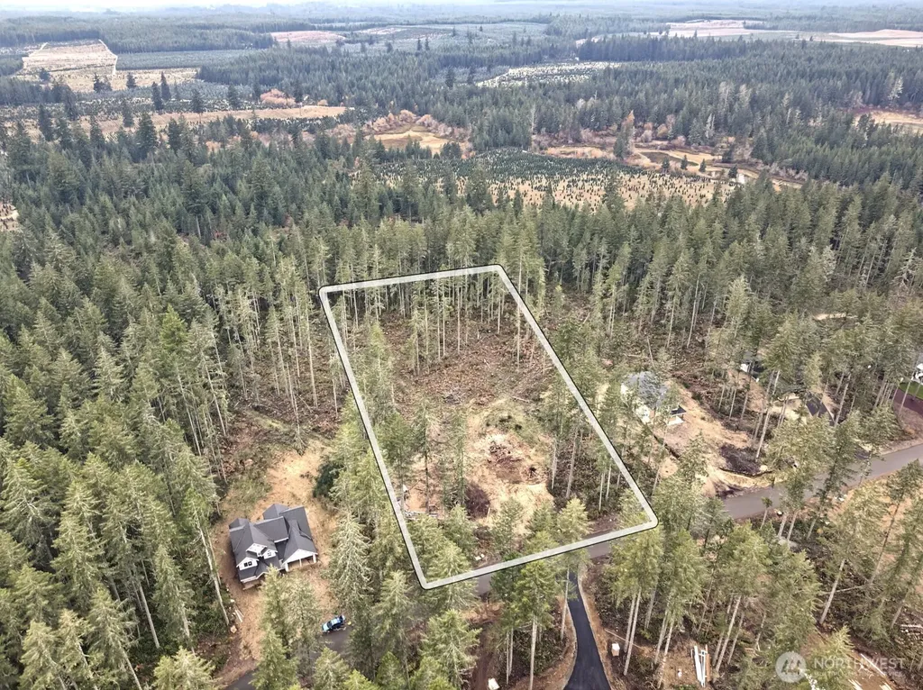 701 W Clear Lake Drive Shelton WA 98584