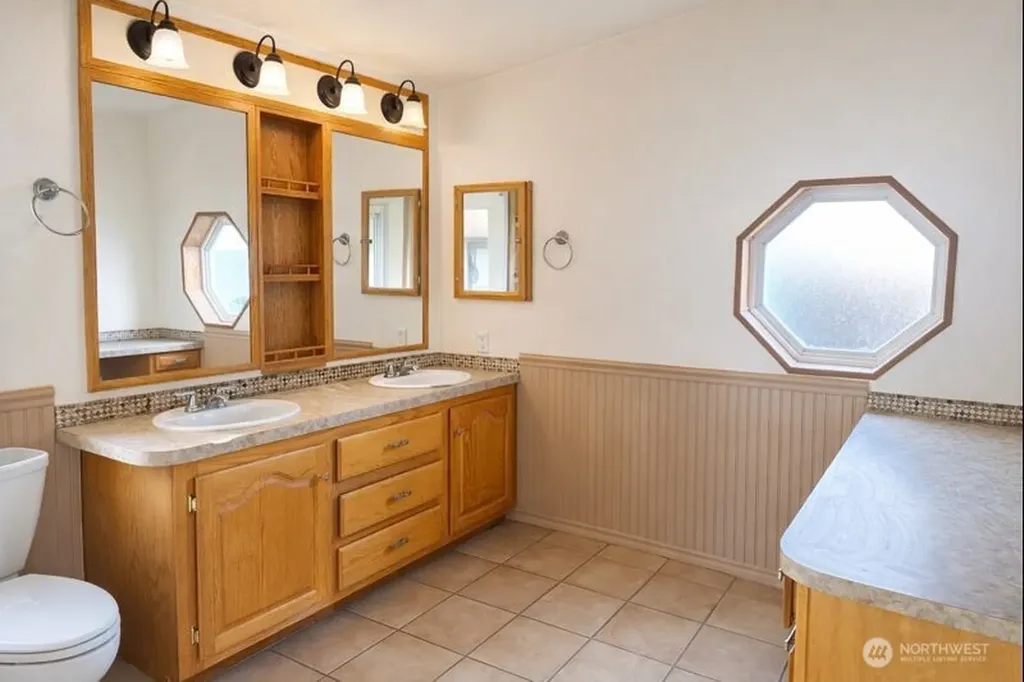 309 5th Avenue SE Ephrata WA 98823
