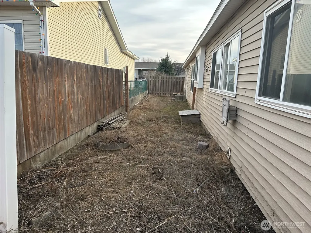 309 5th Avenue SE Ephrata WA 98823