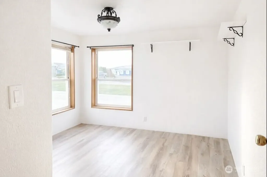 309 5th Avenue SE Ephrata WA 98823