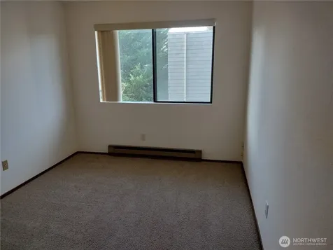 11755 Greenwood Avenue N Seattle WA 98133
