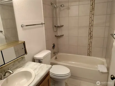 11755 Greenwood Avenue N Seattle WA 98133