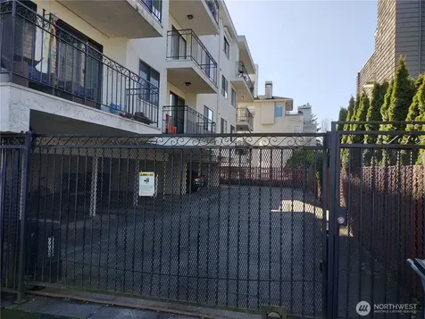 11755 Greenwood Avenue N Seattle WA 98133