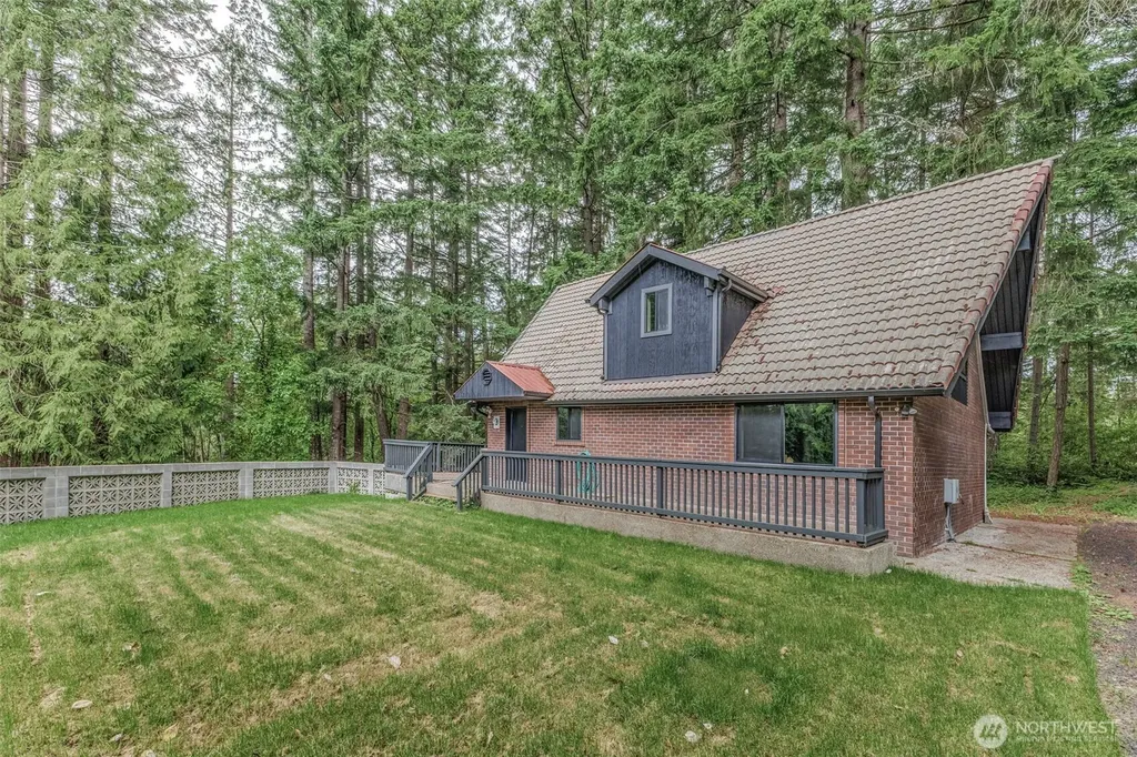 2103 46th Avenue NE Olympia WA 98506