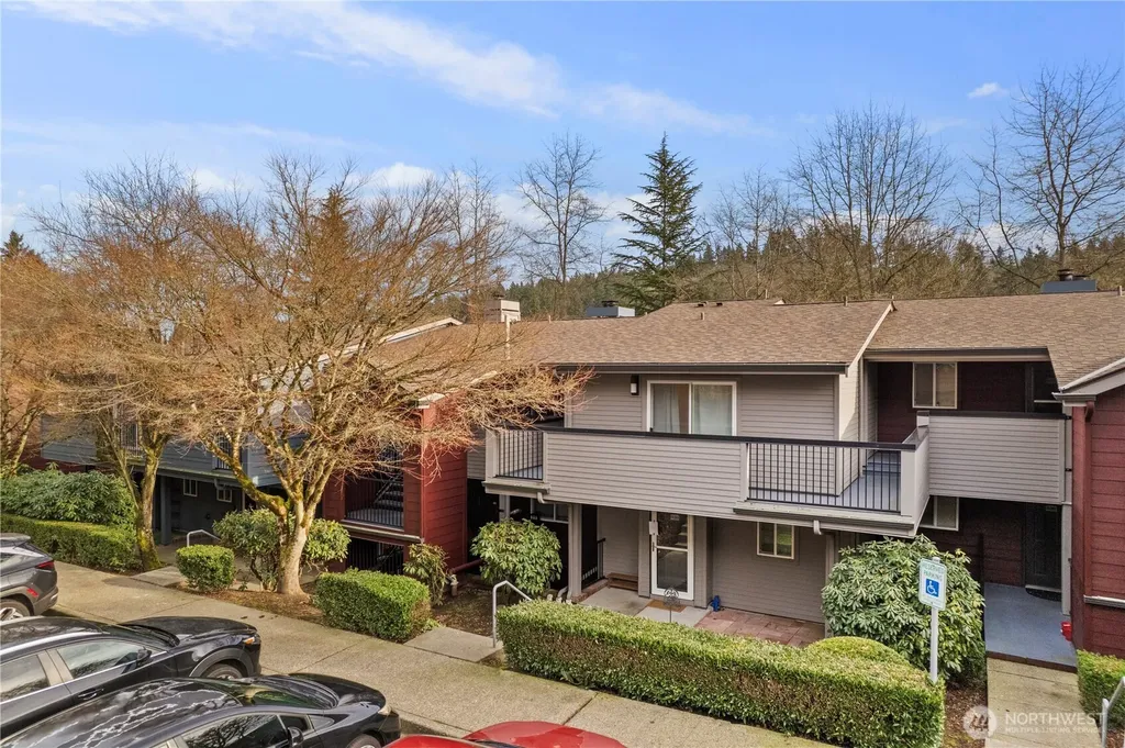 15805 Waynita Way NE Bothell WA 98011