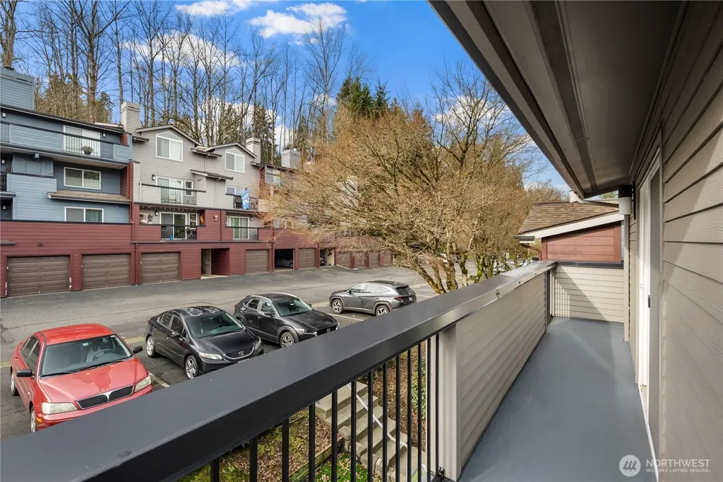 15805 Waynita Way NE Bothell WA 98011