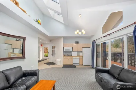15805 Waynita Way NE Bothell WA 98011