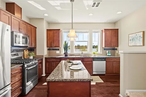 1912 113th Place SE Everett WA 98208