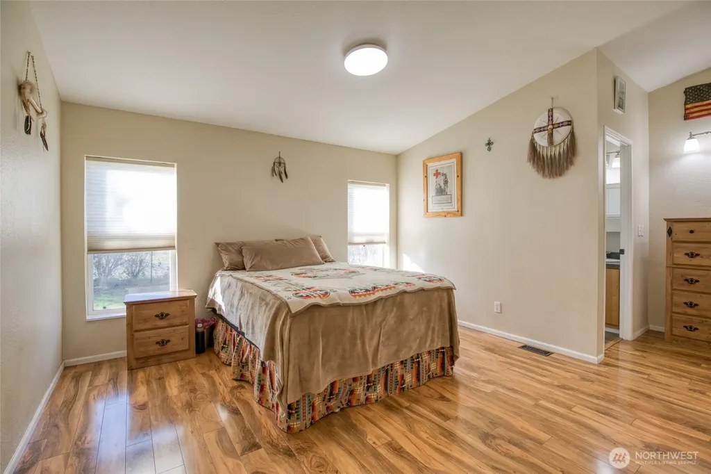 4687 Wishkah Road Aberdeen WA 98520