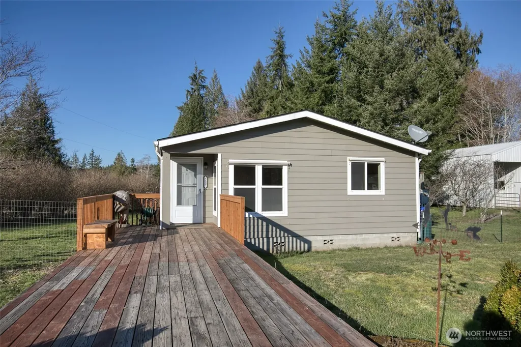 4687 Wishkah Road Aberdeen WA 98520