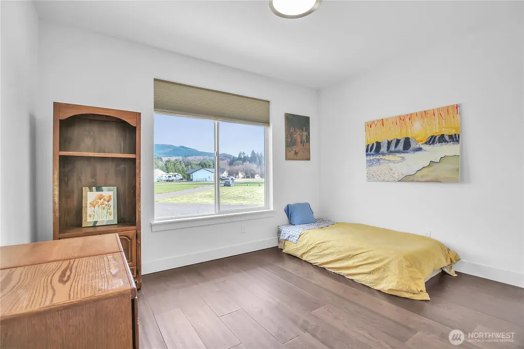 30 Nature Loop Cathlamet WA 98612