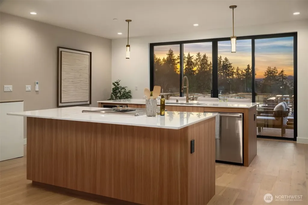 614 5th Avenue S Edmonds WA 98020