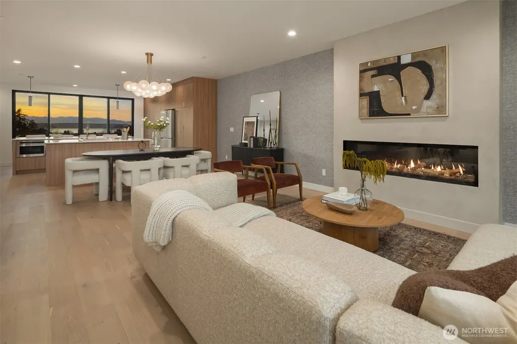 614 5th Avenue S Edmonds WA 98020