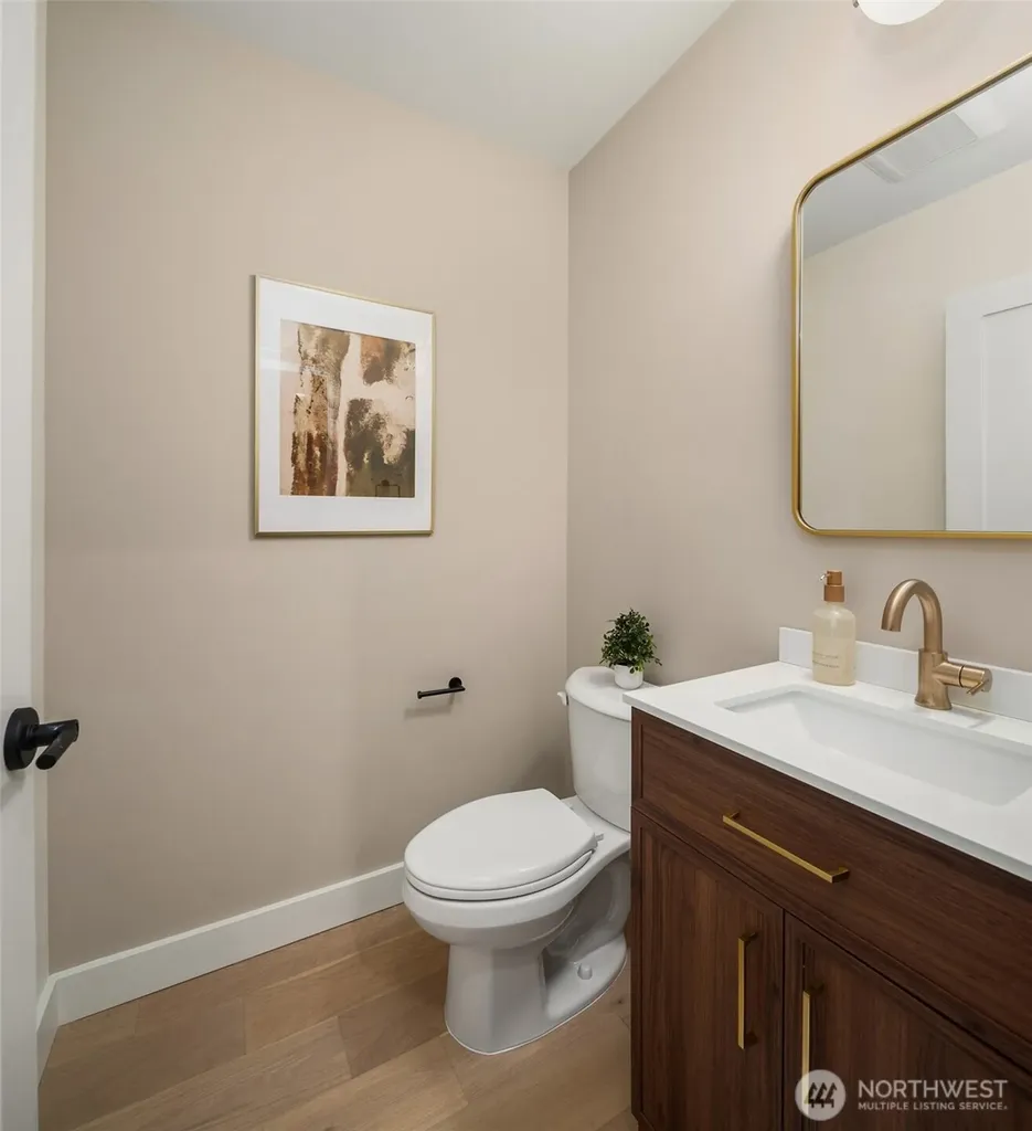614 5th Avenue S Edmonds WA 98020