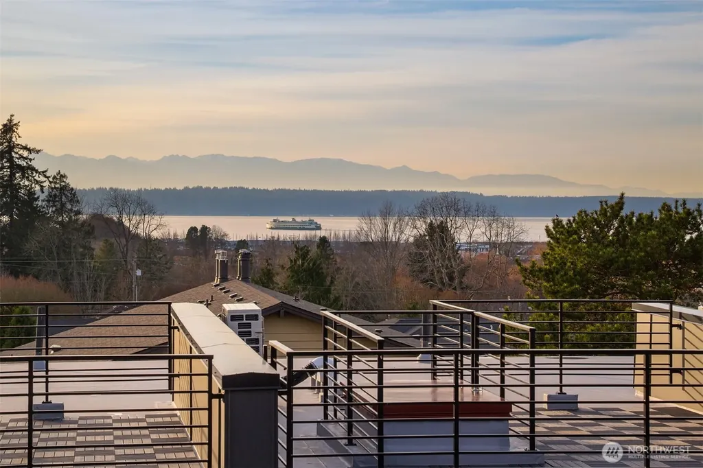 614 5th Avenue S Edmonds WA 98020