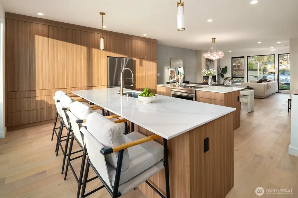 614 5th Avenue S Edmonds WA 98020