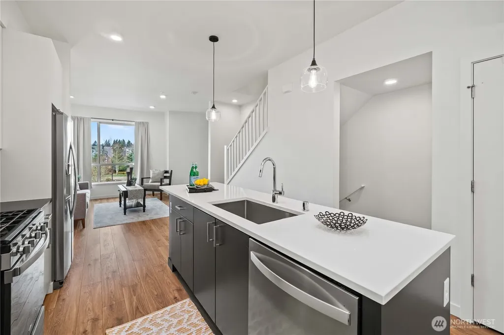 32730 Hemlock Avenue SE Black Diamond WA 98010