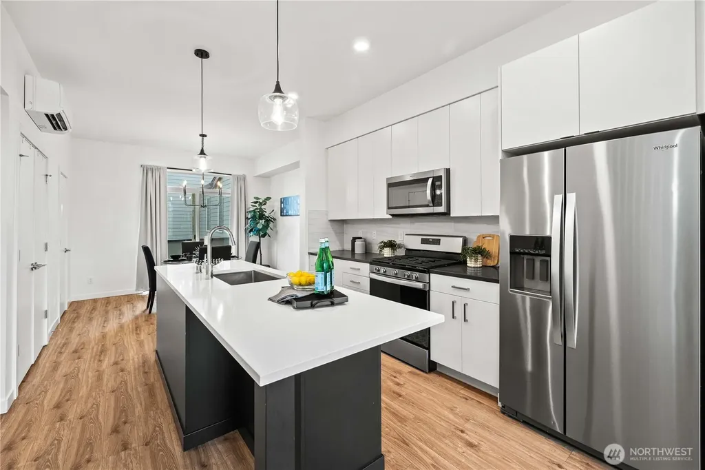 32730 Hemlock Avenue SE Black Diamond WA 98010