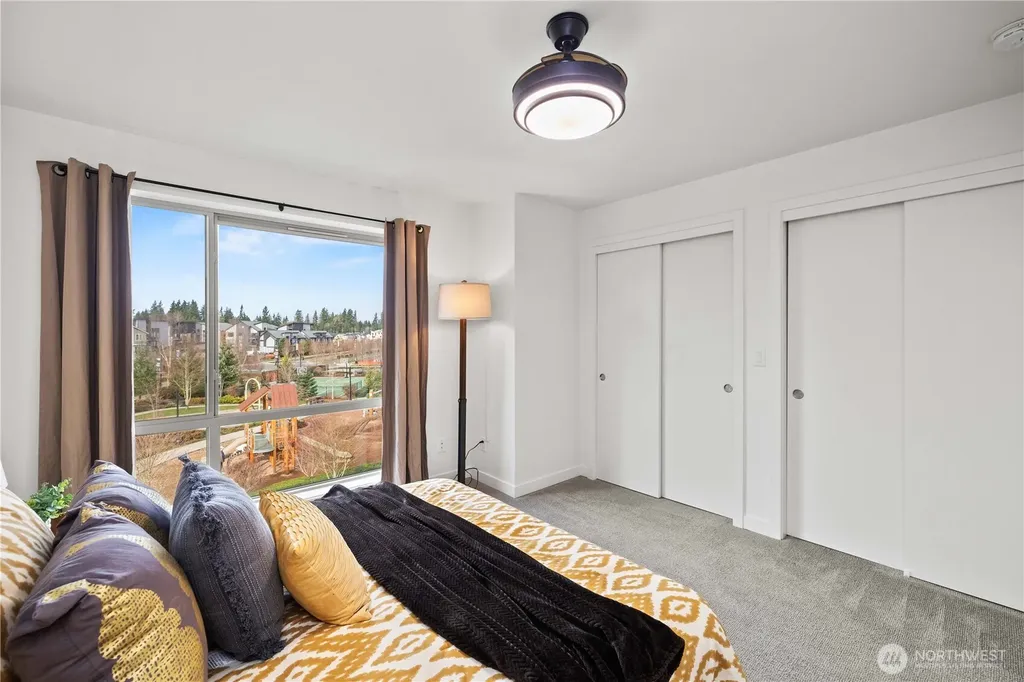 32730 Hemlock Avenue SE Black Diamond WA 98010