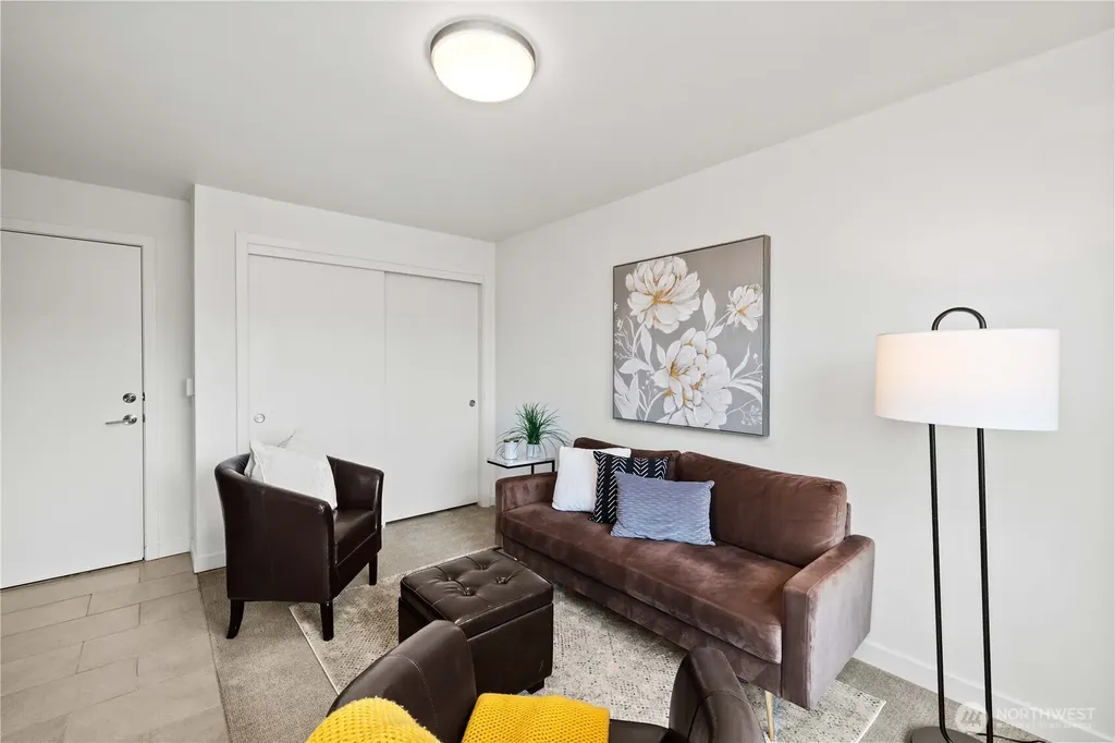 32730 Hemlock Avenue SE Black Diamond WA 98010