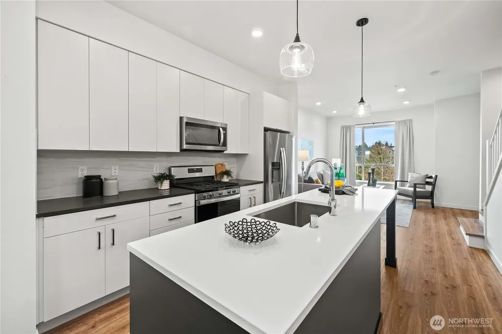 32730 Hemlock Avenue SE Black Diamond WA 98010