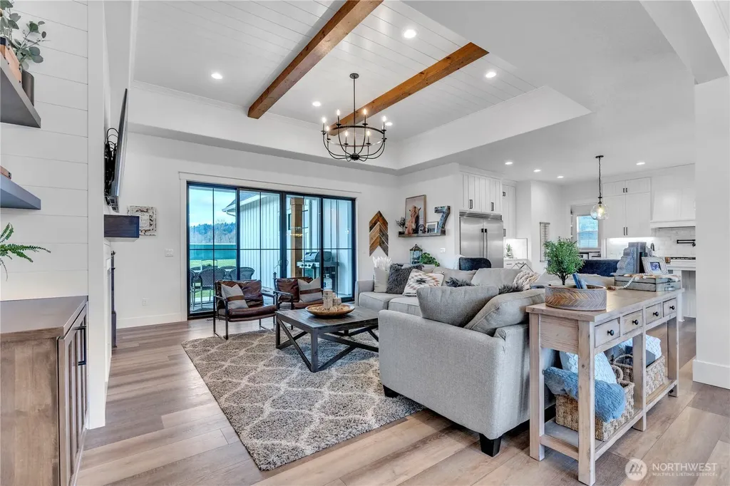 370 Tulip Lane Woodland WA 98674