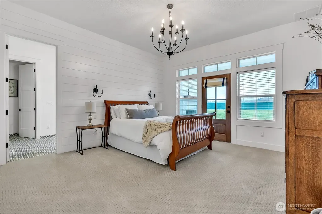 370 Tulip Lane Woodland WA 98674