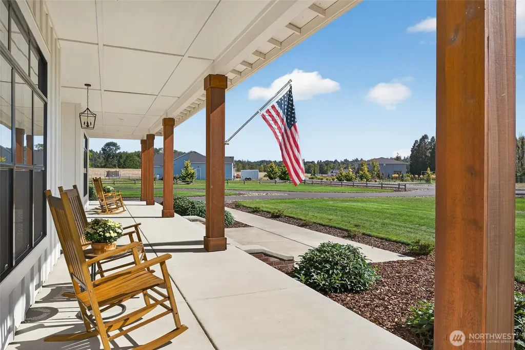 370 Tulip Lane Woodland WA 98674