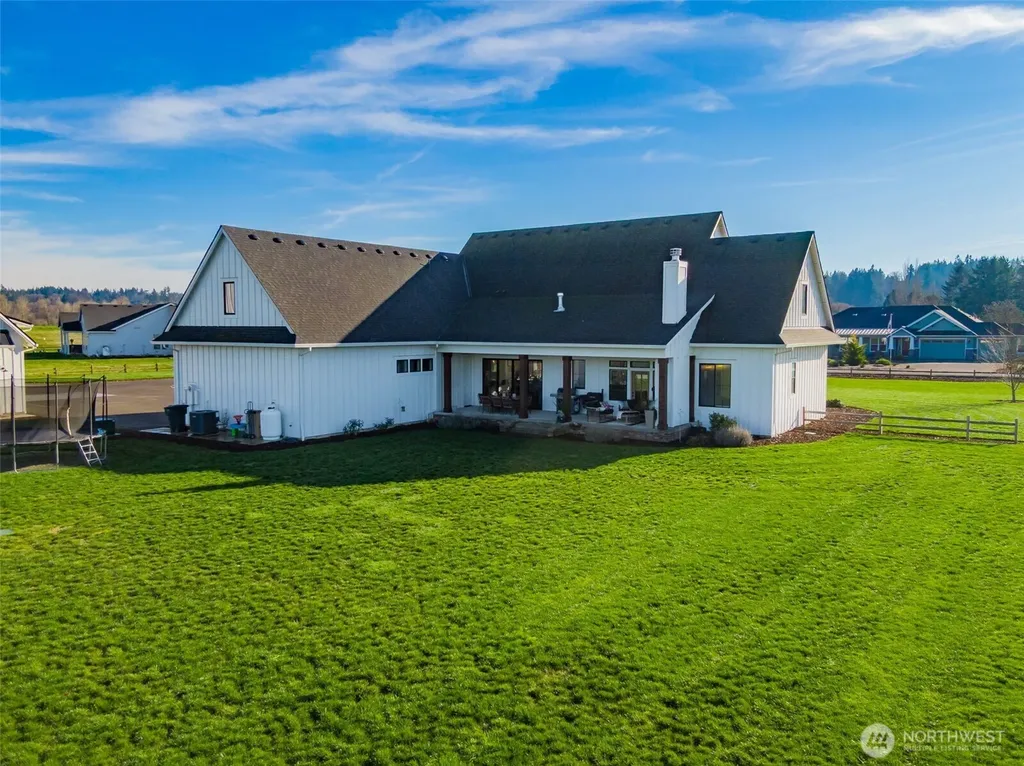 370 Tulip Lane Woodland WA 98674
