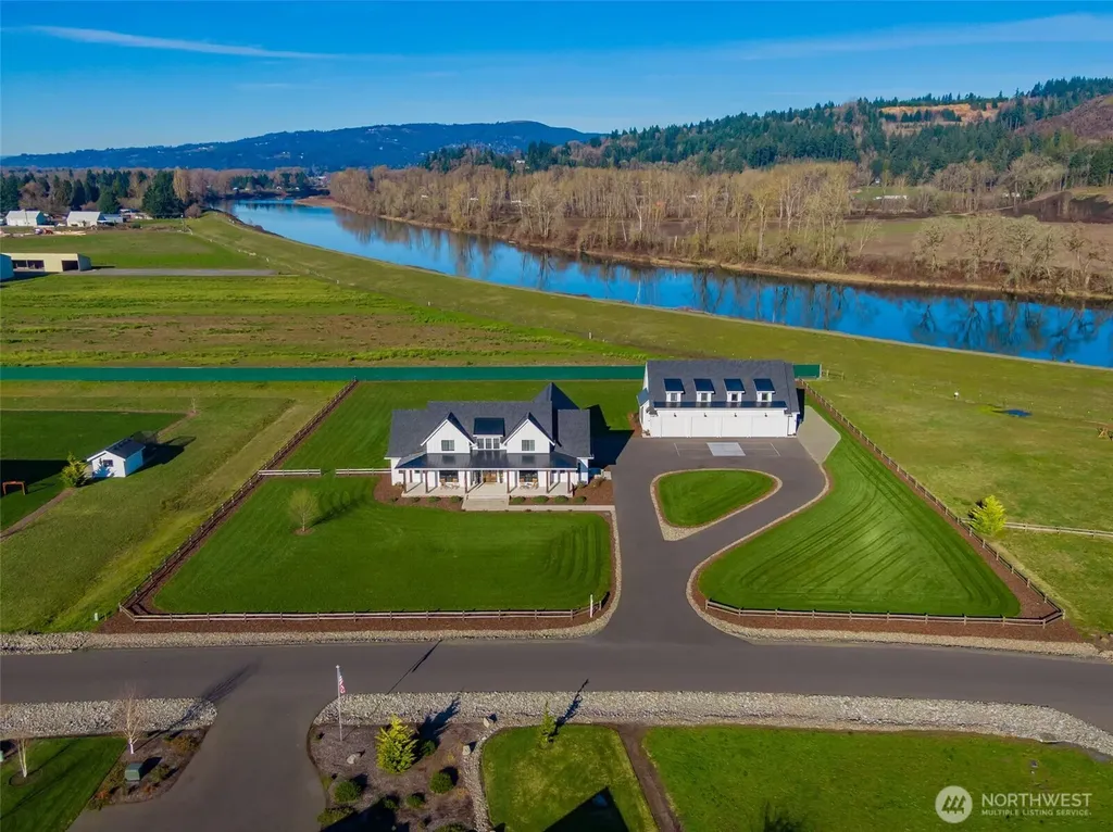 370 Tulip Lane Woodland WA 98674