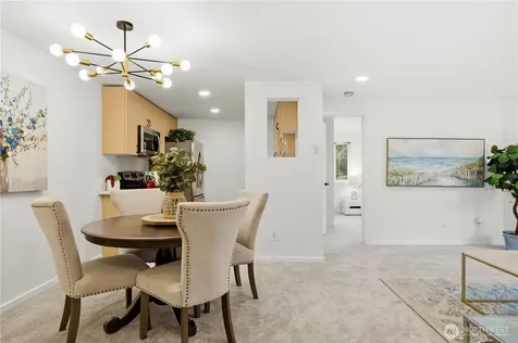 12607 SE 41 Place Bellevue WA 98006